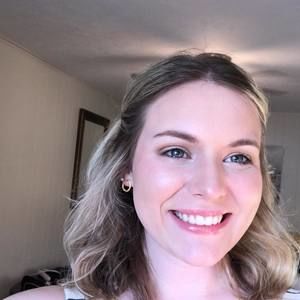 Meet your Posher, Cassie